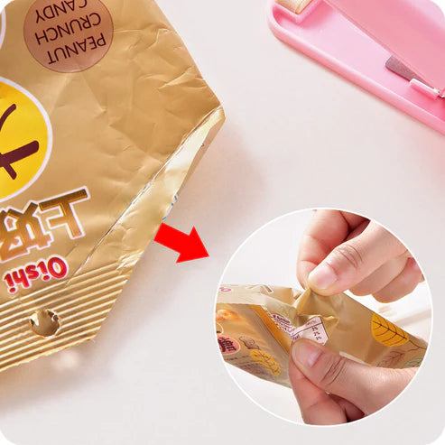 Seal It Fresh: Portable Mini Food Bag Sealer for Kitchen Storage and Snacks - Homie Mart